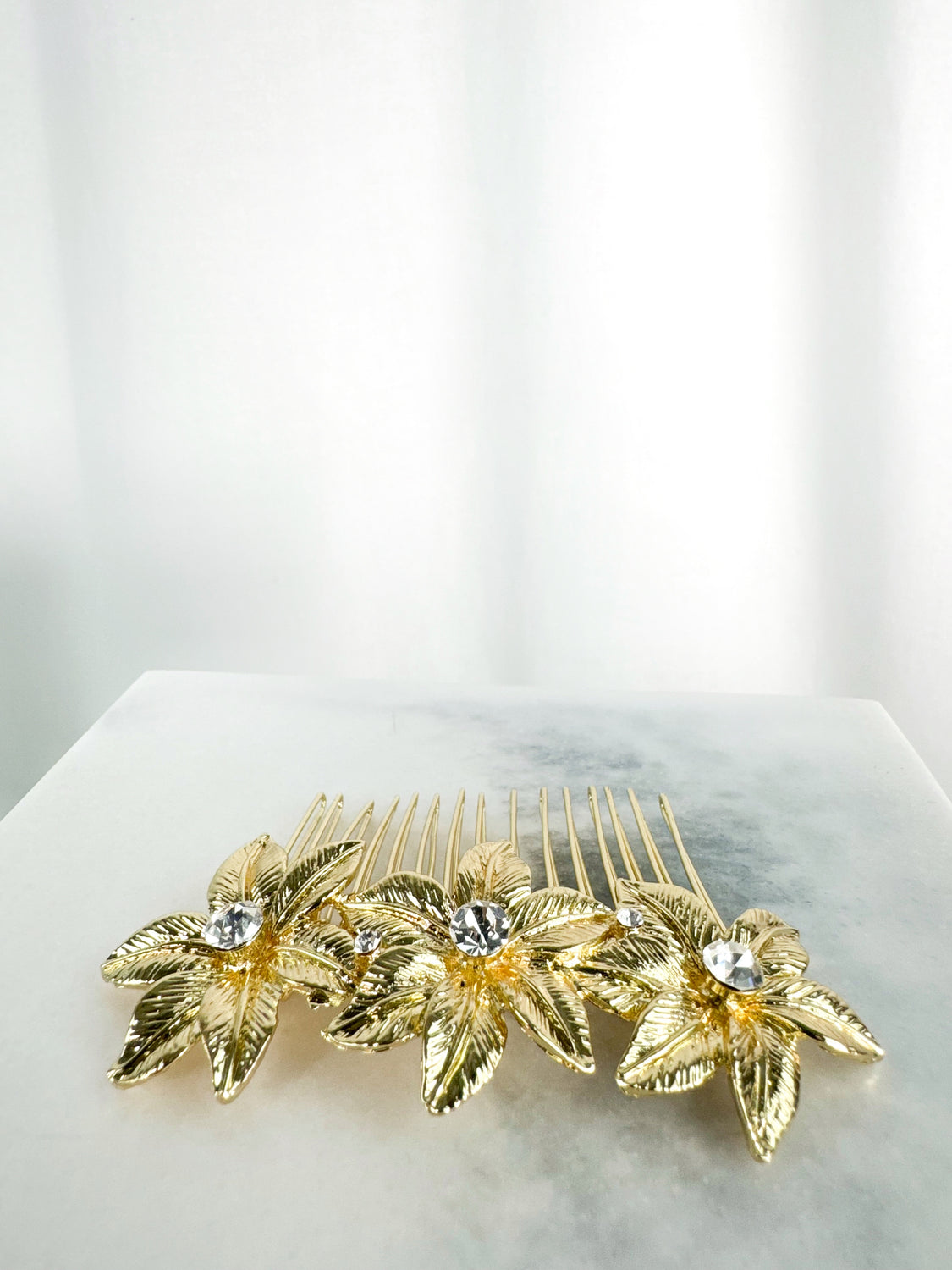 Gold Flower with Stone Hair Comb Accessories